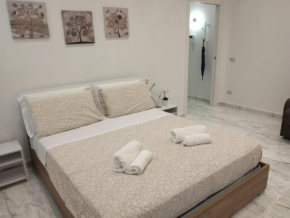 Lily Suite 10